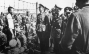 Himmler besichtigt ein Kriegsgefangenenlager