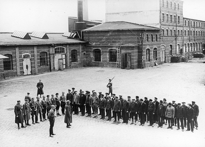 Konzentrationslager Oranienburg 1933, die ersten Opfer beim sogenannten "Hofappell"