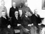 Das erste Kabinett Papen v.l.n.r. (oben) Franz Gürtner, Hermann Warmbold, Kurt von Schleicher (unten) Magnus Freiherr von Braun